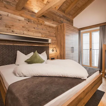 Auriga Apartment